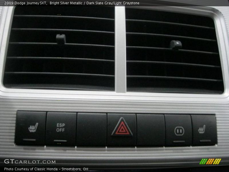 Bright Silver Metallic / Dark Slate Gray/Light Graystone 2009 Dodge Journey SXT