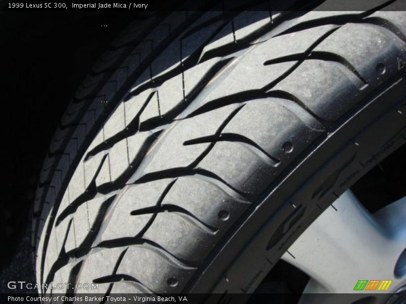 Imperial Jade Mica / Ivory 1999 Lexus SC 300