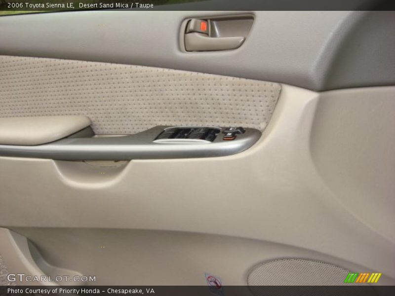 Desert Sand Mica / Taupe 2006 Toyota Sienna LE