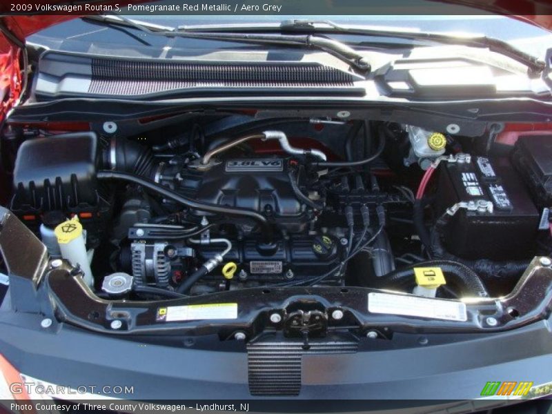  2009 Routan S Engine - 3.8 Liter OHV 12-Valve V6