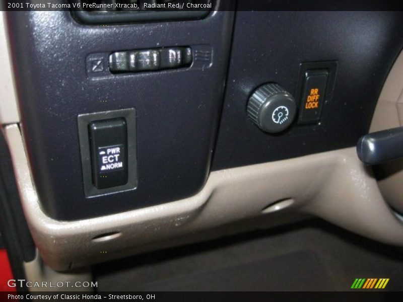 Radiant Red / Charcoal 2001 Toyota Tacoma V6 PreRunner Xtracab