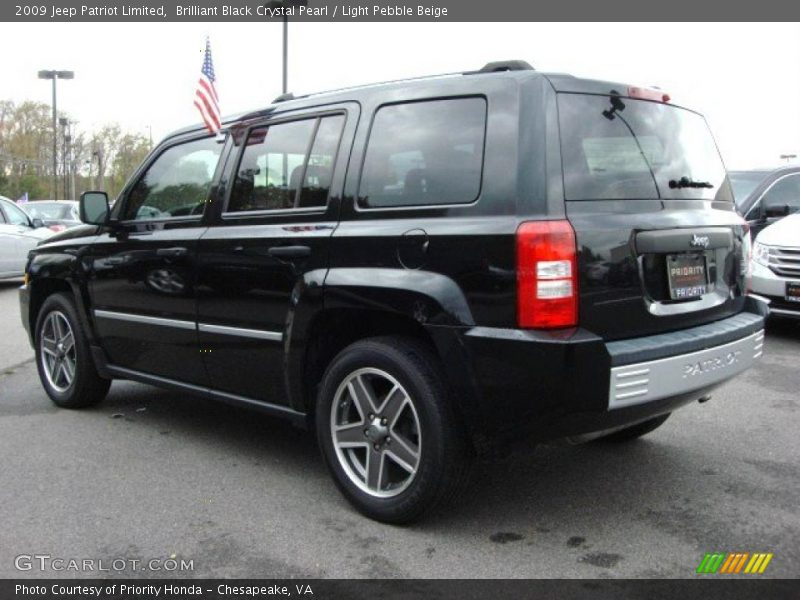 Brilliant Black Crystal Pearl / Light Pebble Beige 2009 Jeep Patriot Limited
