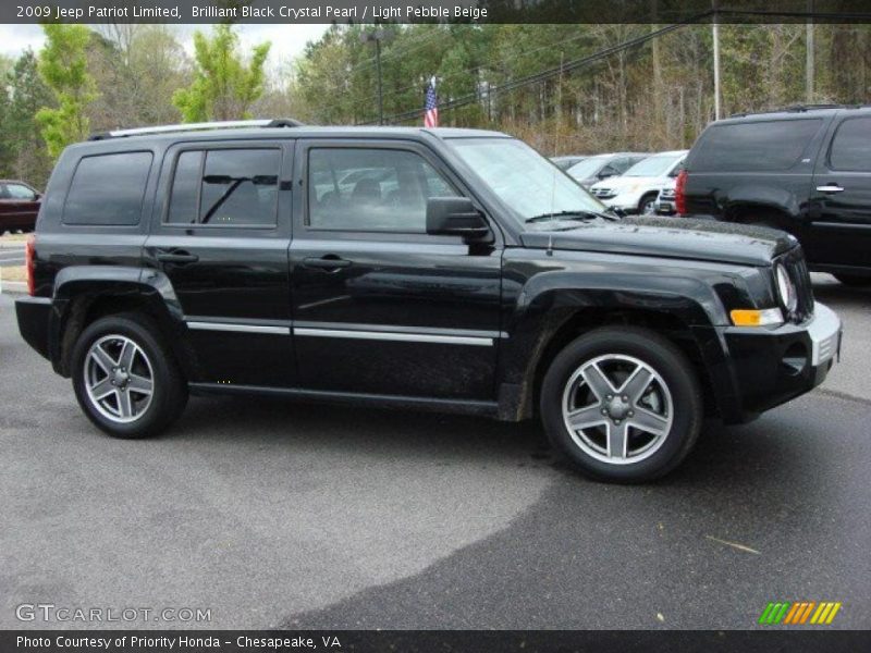 Brilliant Black Crystal Pearl / Light Pebble Beige 2009 Jeep Patriot Limited