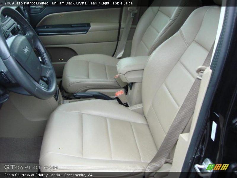 Brilliant Black Crystal Pearl / Light Pebble Beige 2009 Jeep Patriot Limited