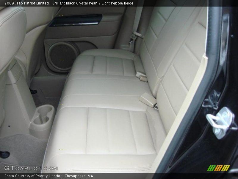 Brilliant Black Crystal Pearl / Light Pebble Beige 2009 Jeep Patriot Limited