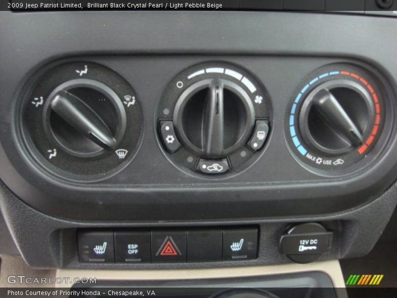 Brilliant Black Crystal Pearl / Light Pebble Beige 2009 Jeep Patriot Limited