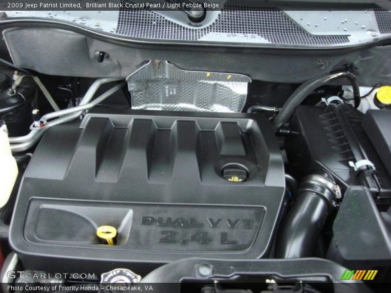 Brilliant Black Crystal Pearl / Light Pebble Beige 2009 Jeep Patriot Limited