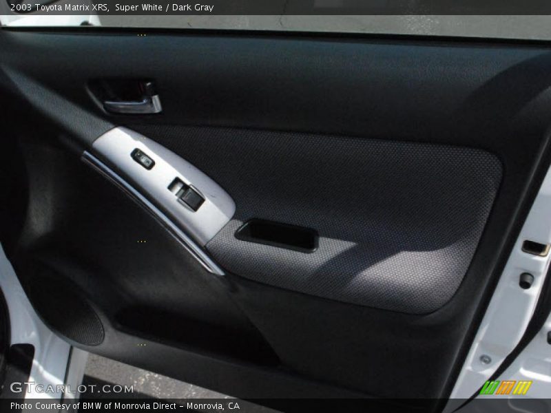 Super White / Dark Gray 2003 Toyota Matrix XRS