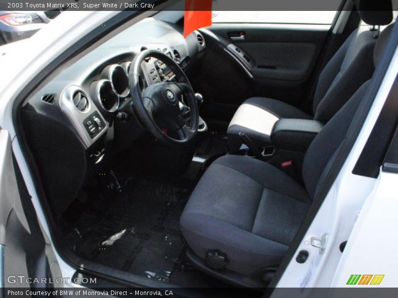 Super White / Dark Gray 2003 Toyota Matrix XRS