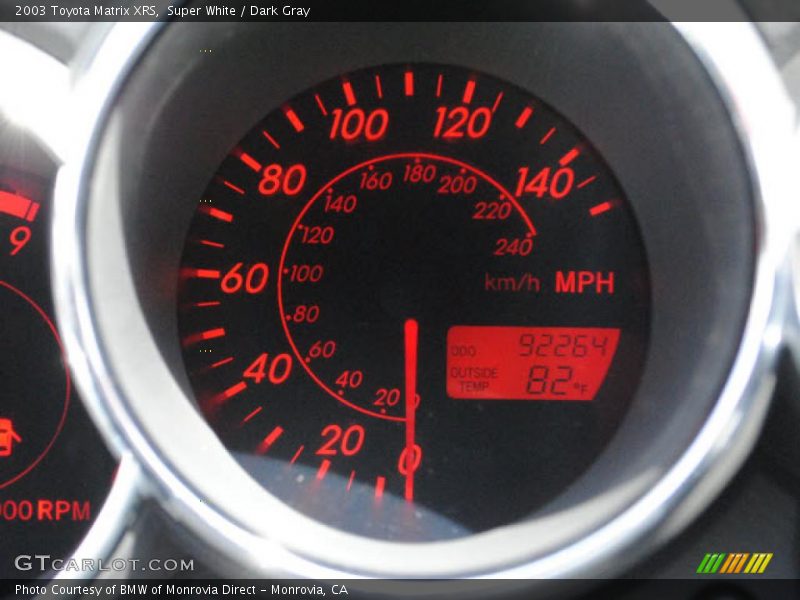 Super White / Dark Gray 2003 Toyota Matrix XRS