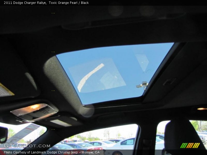 Toxic Orange Pearl / Black 2011 Dodge Charger Rallye