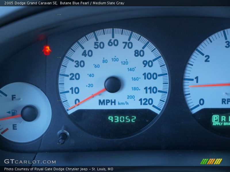 Butane Blue Pearl / Medium Slate Gray 2005 Dodge Grand Caravan SE