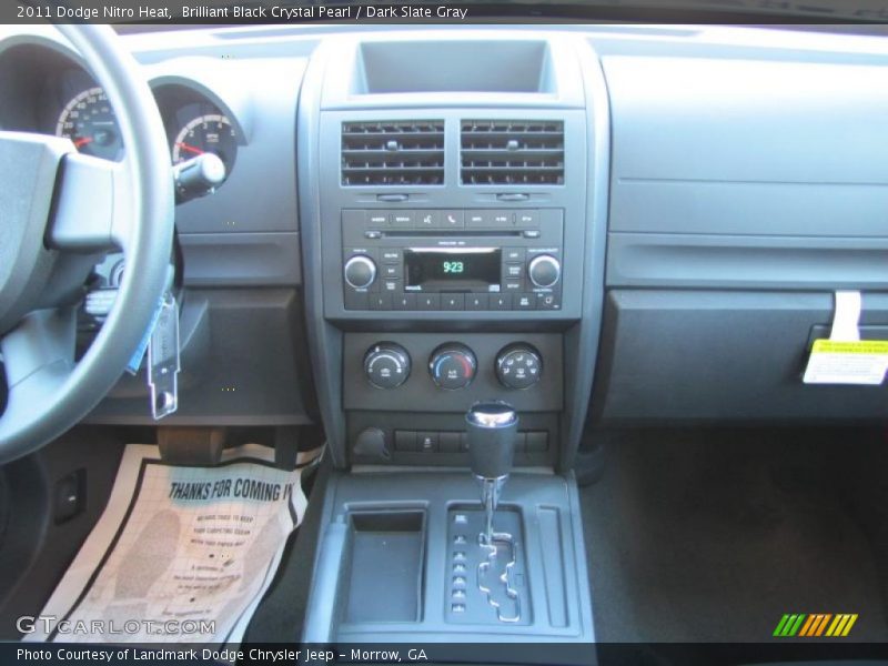 Brilliant Black Crystal Pearl / Dark Slate Gray 2011 Dodge Nitro Heat