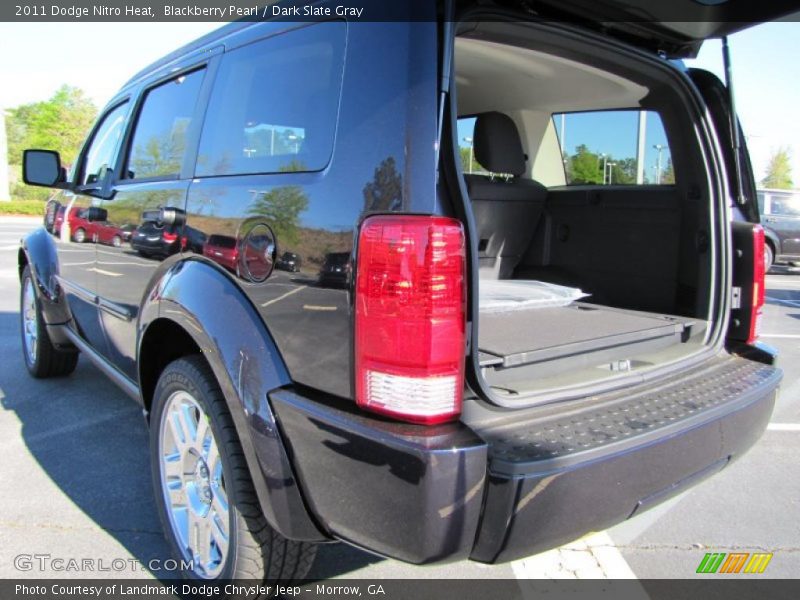Blackberry Pearl / Dark Slate Gray 2011 Dodge Nitro Heat