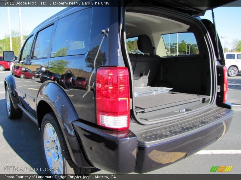 Blackberry Pearl / Dark Slate Gray 2011 Dodge Nitro Heat