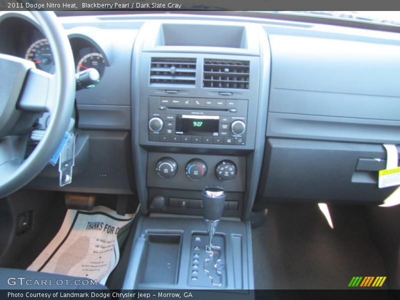 Blackberry Pearl / Dark Slate Gray 2011 Dodge Nitro Heat
