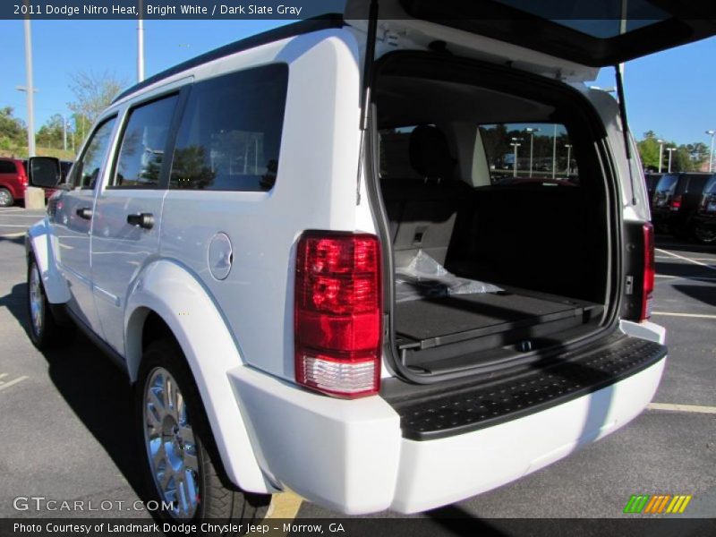 Bright White / Dark Slate Gray 2011 Dodge Nitro Heat