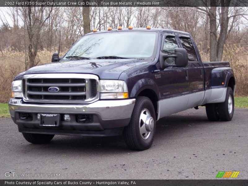 Front 3/4 View of 2002 F350 Super Duty Lariat Crew Cab Dually
