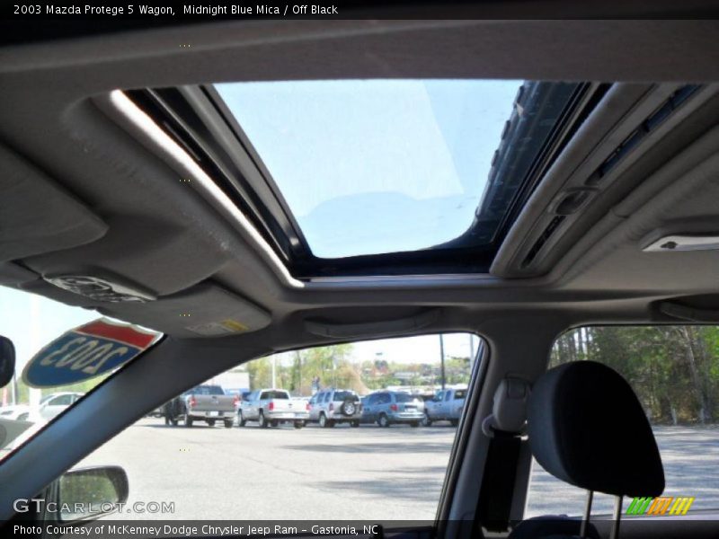 Midnight Blue Mica / Off Black 2003 Mazda Protege 5 Wagon