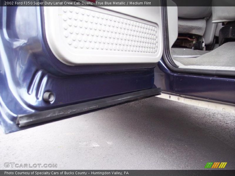 True Blue Metallic / Medium Flint 2002 Ford F350 Super Duty Lariat Crew Cab Dually