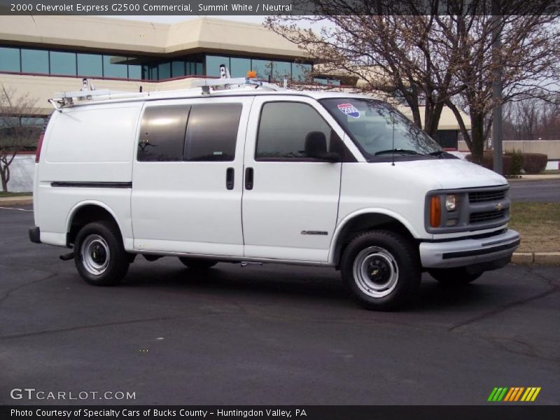  2000 Express G2500 Commercial Summit White