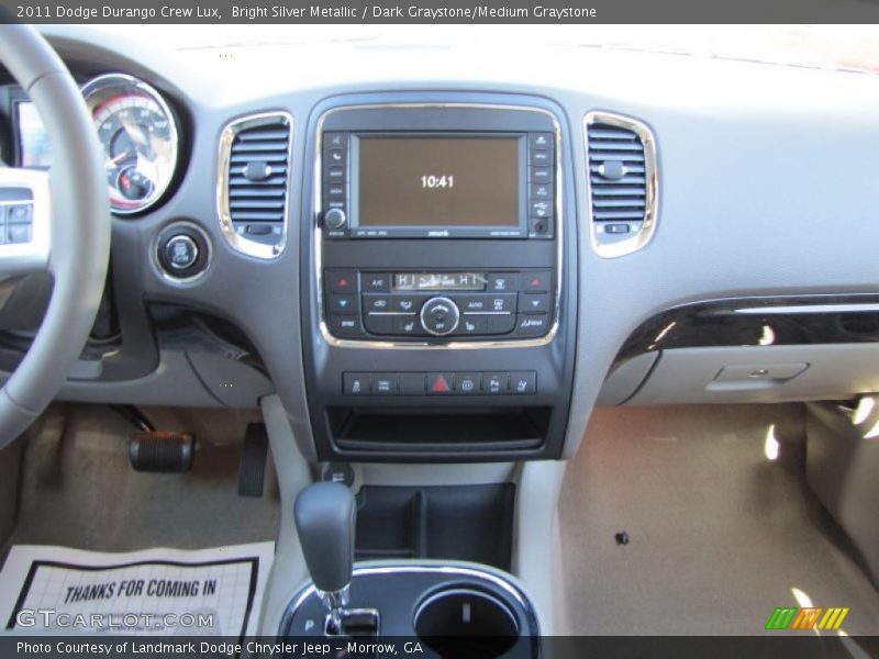 Controls of 2011 Durango Crew Lux