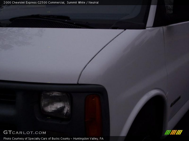 Summit White / Neutral 2000 Chevrolet Express G2500 Commercial