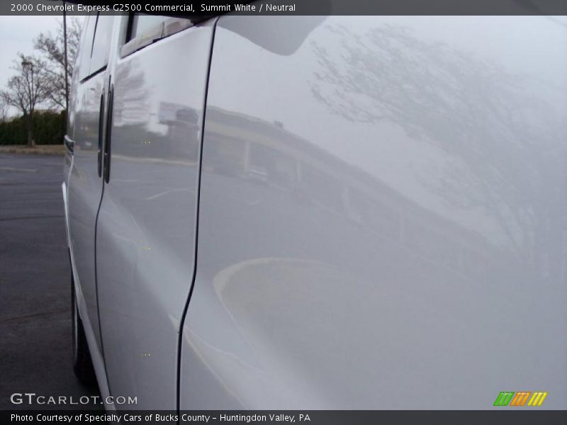 Summit White / Neutral 2000 Chevrolet Express G2500 Commercial