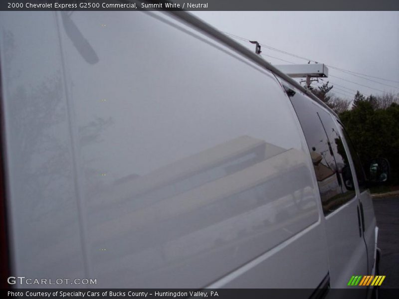 Summit White / Neutral 2000 Chevrolet Express G2500 Commercial