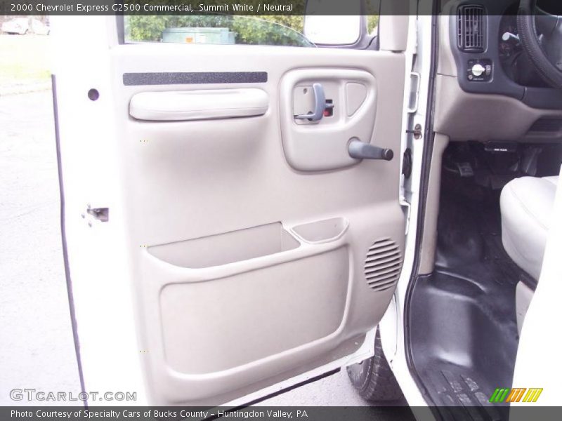 Summit White / Neutral 2000 Chevrolet Express G2500 Commercial