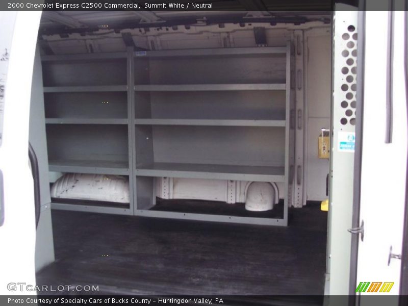 Summit White / Neutral 2000 Chevrolet Express G2500 Commercial