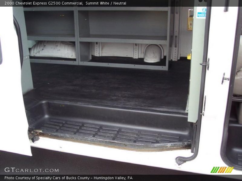 Summit White / Neutral 2000 Chevrolet Express G2500 Commercial
