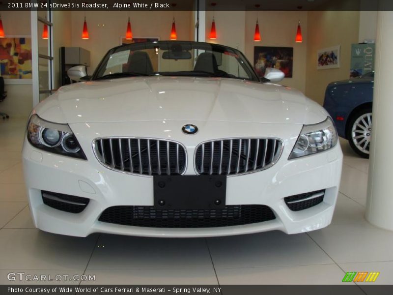 Alpine White / Black 2011 BMW Z4 sDrive35is Roadster
