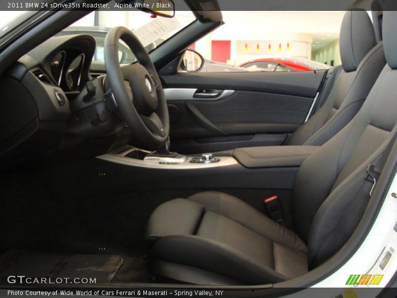 Alpine White / Black 2011 BMW Z4 sDrive35is Roadster