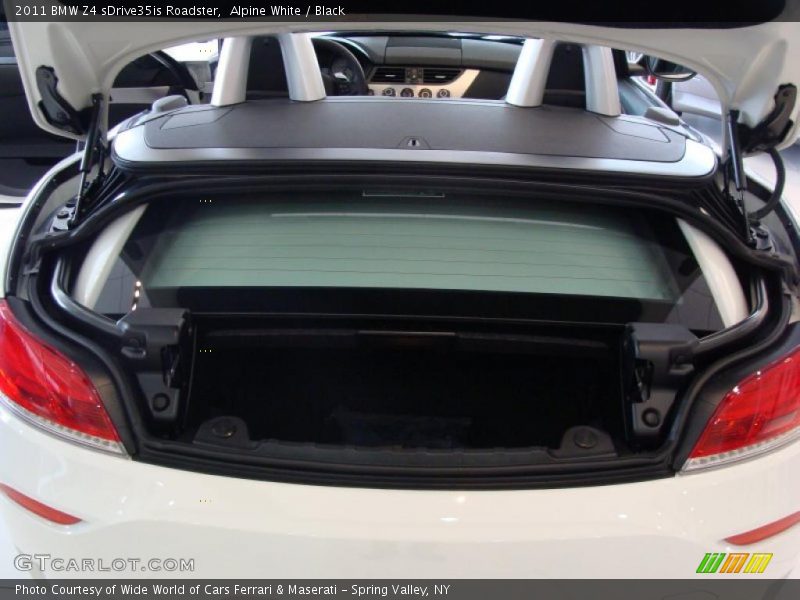 Alpine White / Black 2011 BMW Z4 sDrive35is Roadster