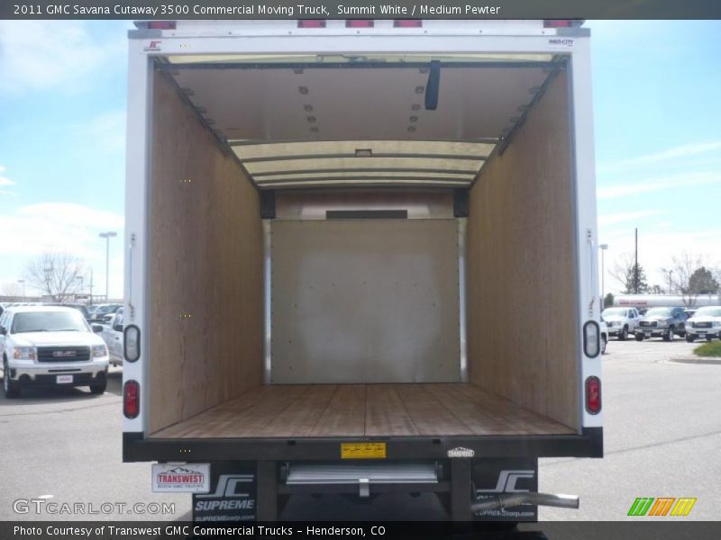 Summit White / Medium Pewter 2011 GMC Savana Cutaway 3500 Commercial Moving Truck