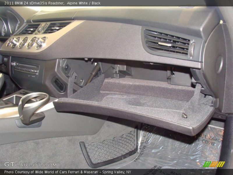 Alpine White / Black 2011 BMW Z4 sDrive35is Roadster