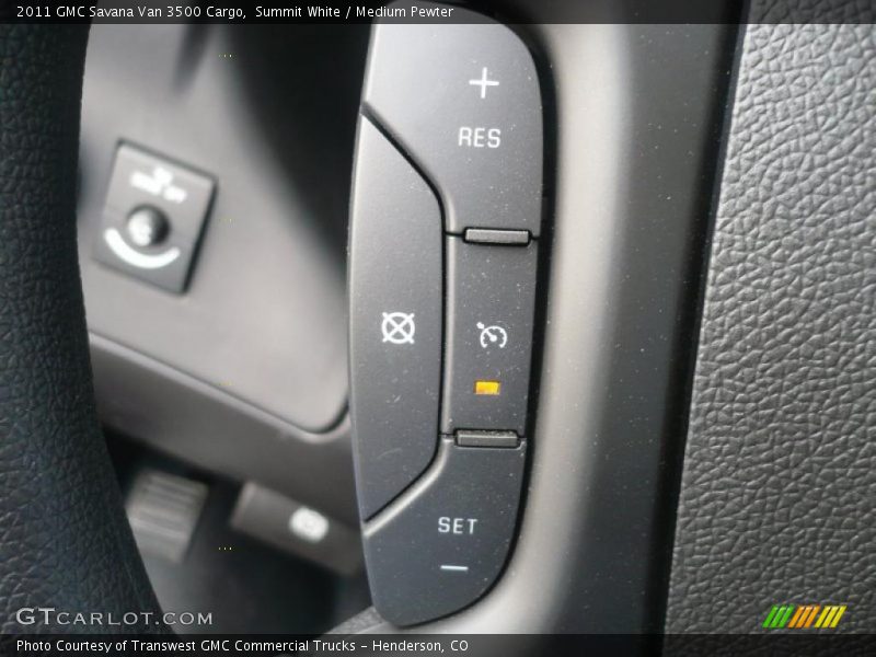 Summit White / Medium Pewter 2011 GMC Savana Van 3500 Cargo