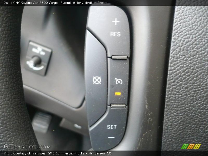 Summit White / Medium Pewter 2011 GMC Savana Van 3500 Cargo