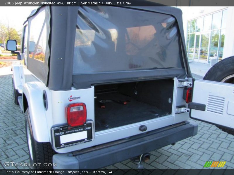 Bright Silver Metallic / Dark Slate Gray 2006 Jeep Wrangler Unlimited 4x4