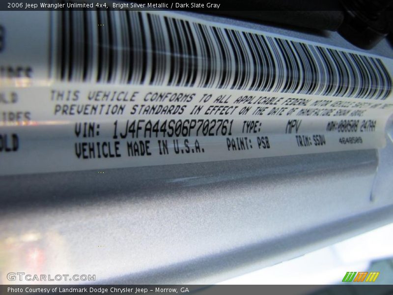 Bright Silver Metallic / Dark Slate Gray 2006 Jeep Wrangler Unlimited 4x4