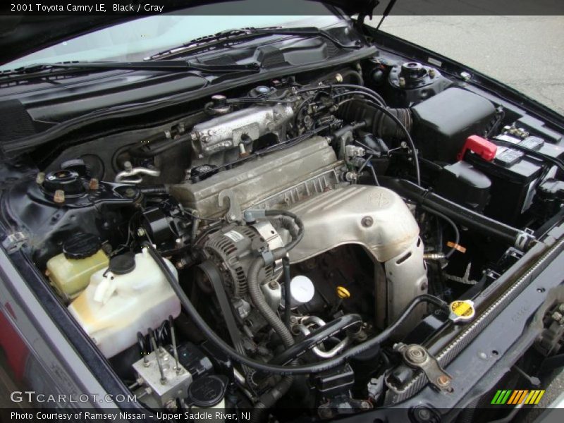Black / Gray 2001 Toyota Camry LE