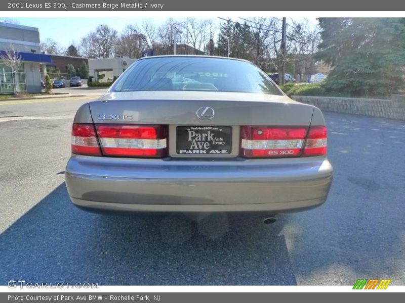 Cashmere Beige Metallic / Ivory 2001 Lexus ES 300