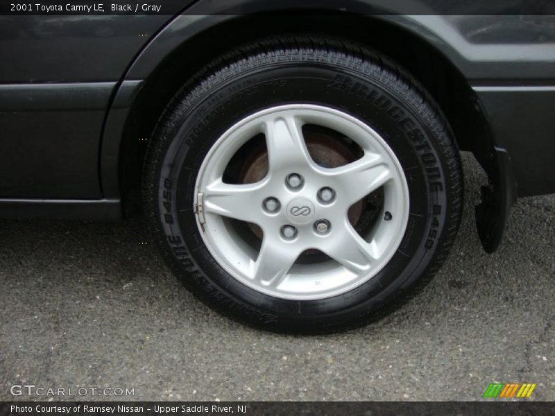 Black / Gray 2001 Toyota Camry LE