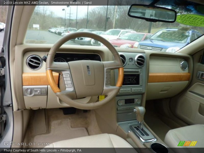 Dashboard of 2009 MKZ AWD Sedan