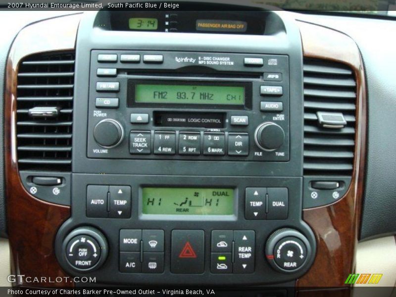 South Pacific Blue / Beige 2007 Hyundai Entourage Limited