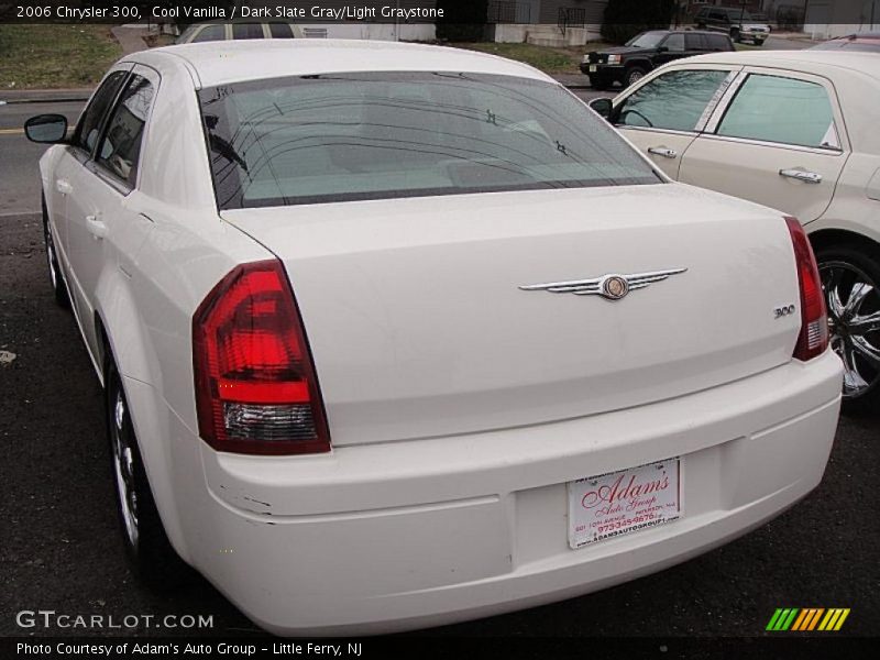 Cool Vanilla / Dark Slate Gray/Light Graystone 2006 Chrysler 300