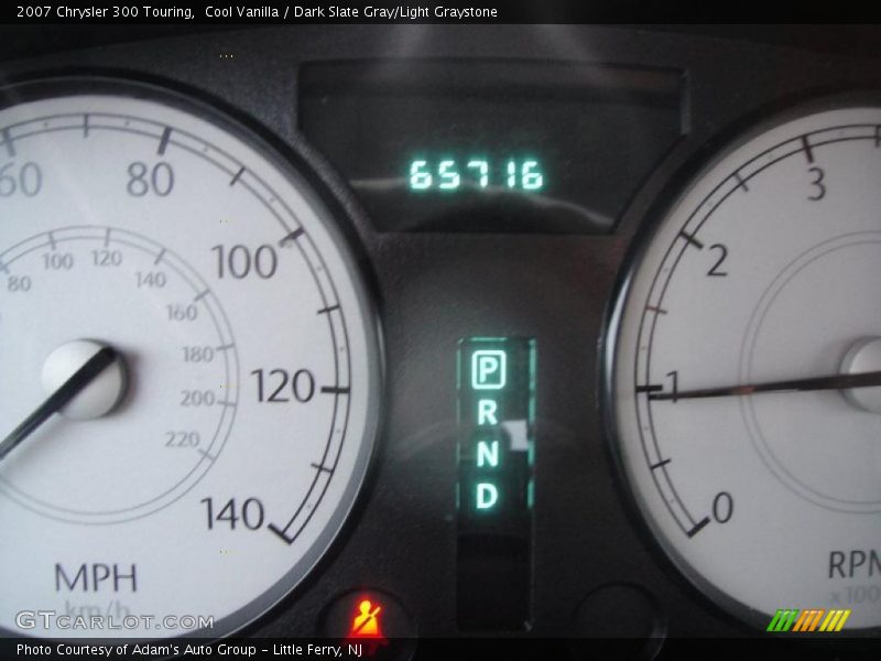 Cool Vanilla / Dark Slate Gray/Light Graystone 2007 Chrysler 300 Touring