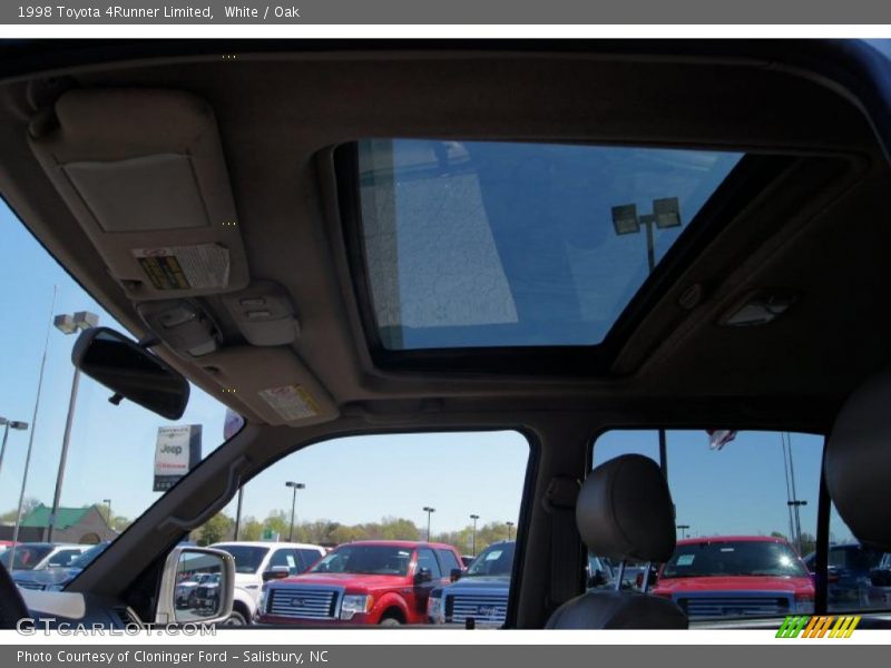 White / Oak 1998 Toyota 4Runner Limited