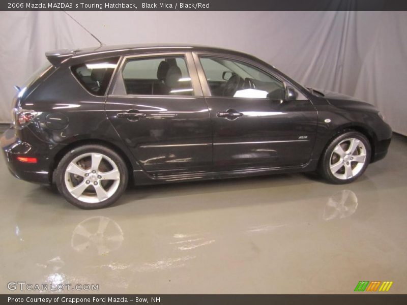 Black Mica / Black/Red 2006 Mazda MAZDA3 s Touring Hatchback